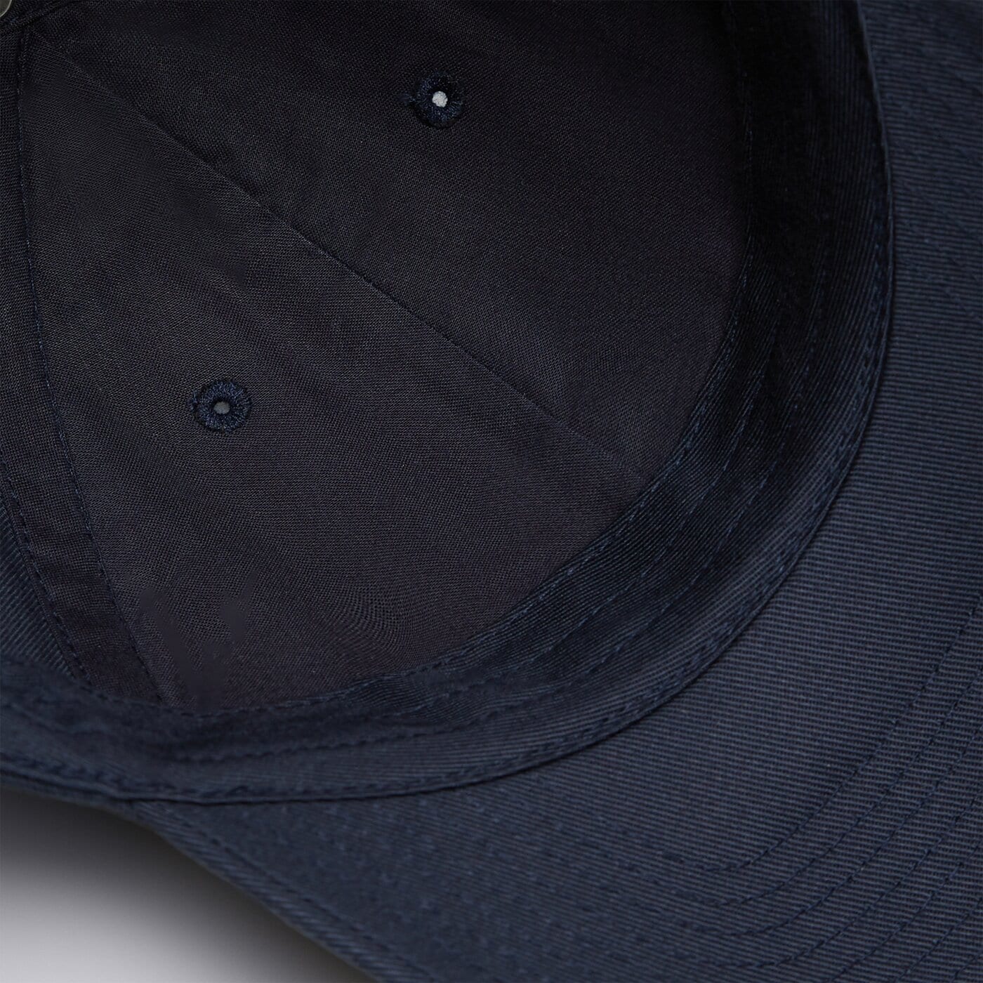 Czapka z daszkiem damska NIKE CZAPKA fb5368-451 kolor granatowy