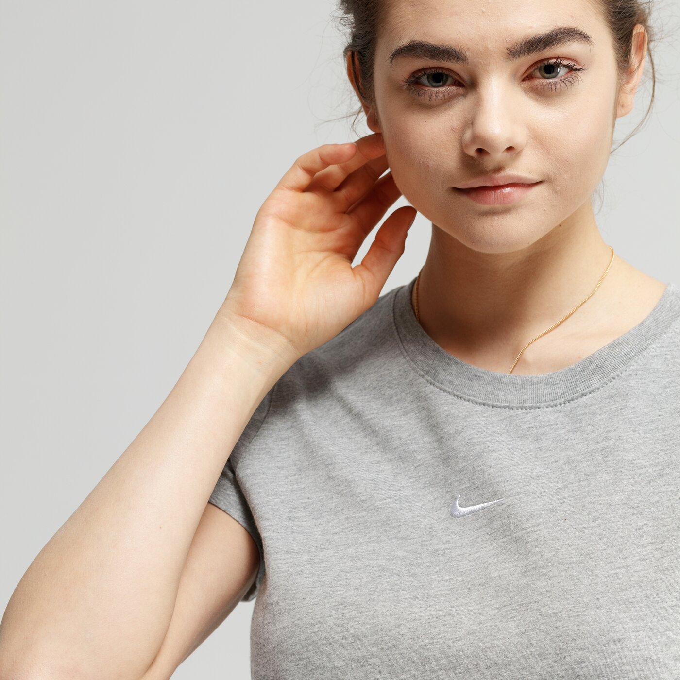 Koszulka damska NIKE T-SHIRT SS W NSW LOGO TAPE ar5340-063 kolor szary