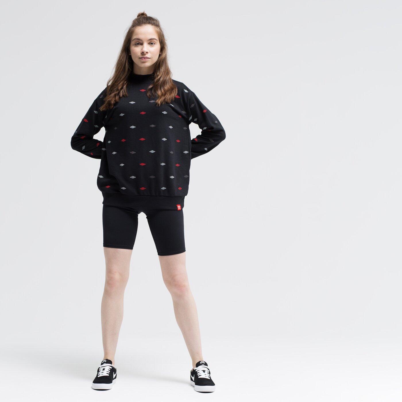 Bluza damska UMBRO BLUZA TOMOKOKO ul39bld02001 kolor czarny