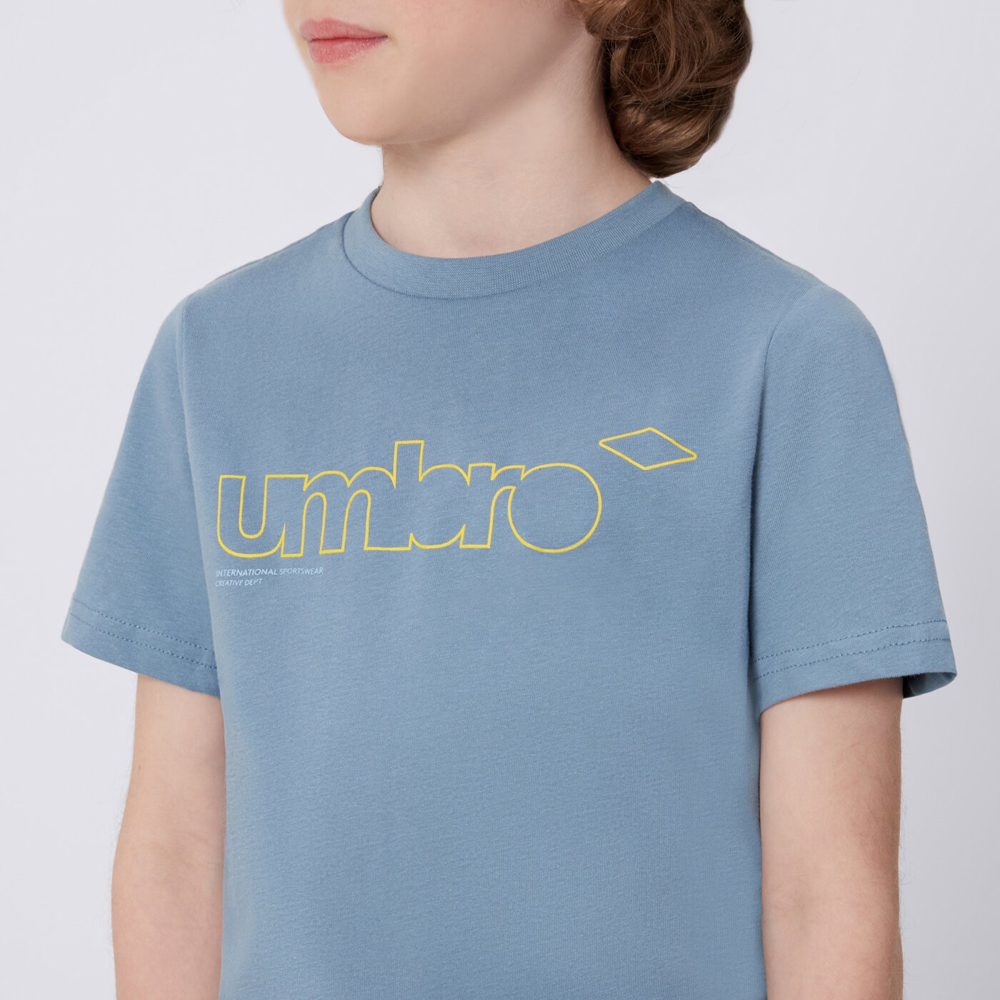 Koszulka dziecięca UMBRO T-SHIRT FOOTBALL CLUB JR ul125tsmj0201 kolor niebieski