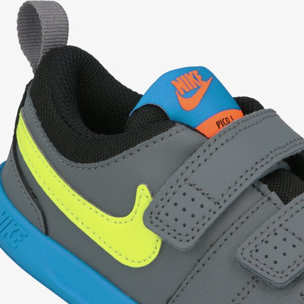 Buty dziecięce NIKE PICO 5 ar4162-074 kolor szary