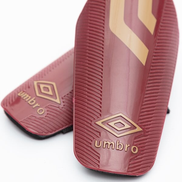 Dziecięce UMBRO OCHRANIACZE CERAMICA GUARD - JNR 21166u-lez kolor bordowy