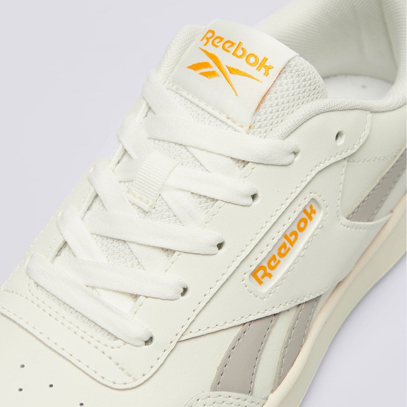 Buty sportowe damskie REEBOK COURT ADVANCE 100208922 kolor beżowy