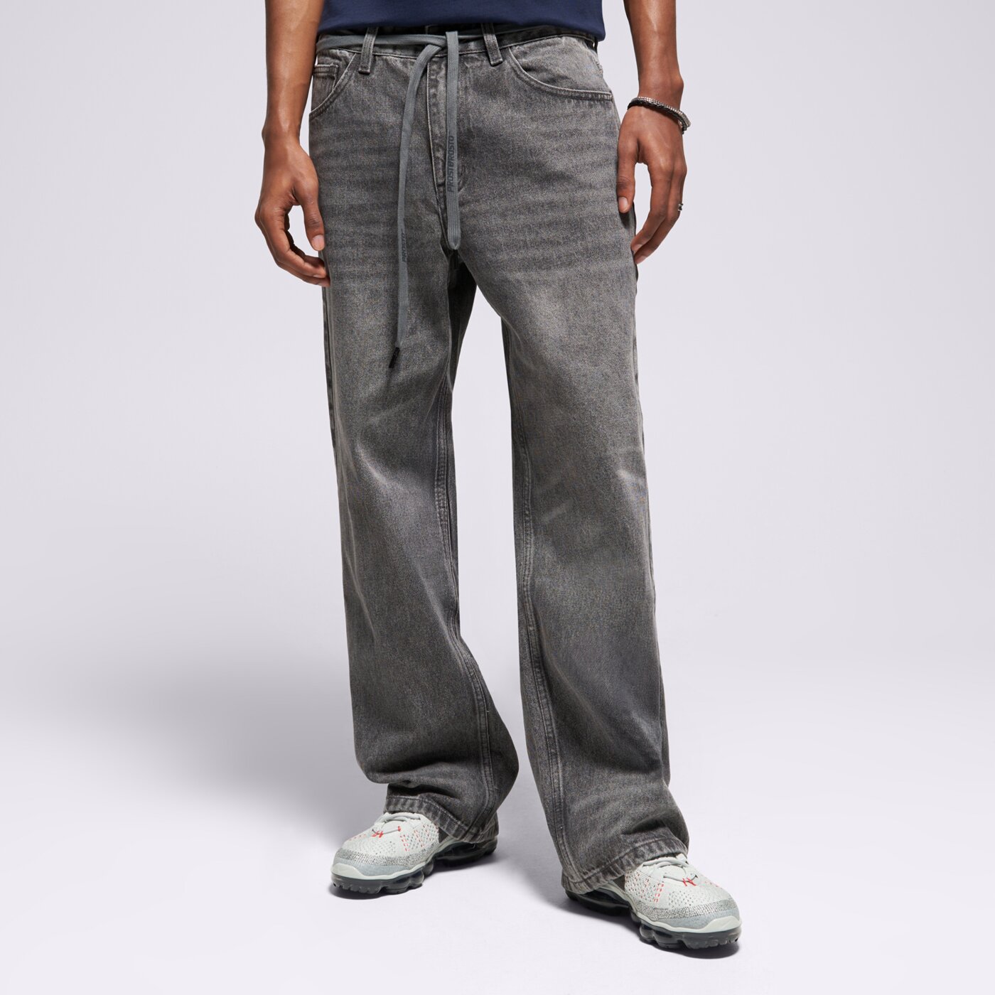 Spodnie dresowe męskie PROSTO SPODNIE JEANS BAGGY TARMAC LIGHT GRAY kl252mpan3011 kolor szary