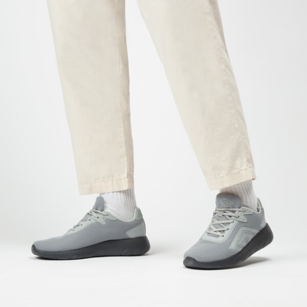 Buty sportowe męskie UMBRO DENTON II 40371u-lcy kolor szary