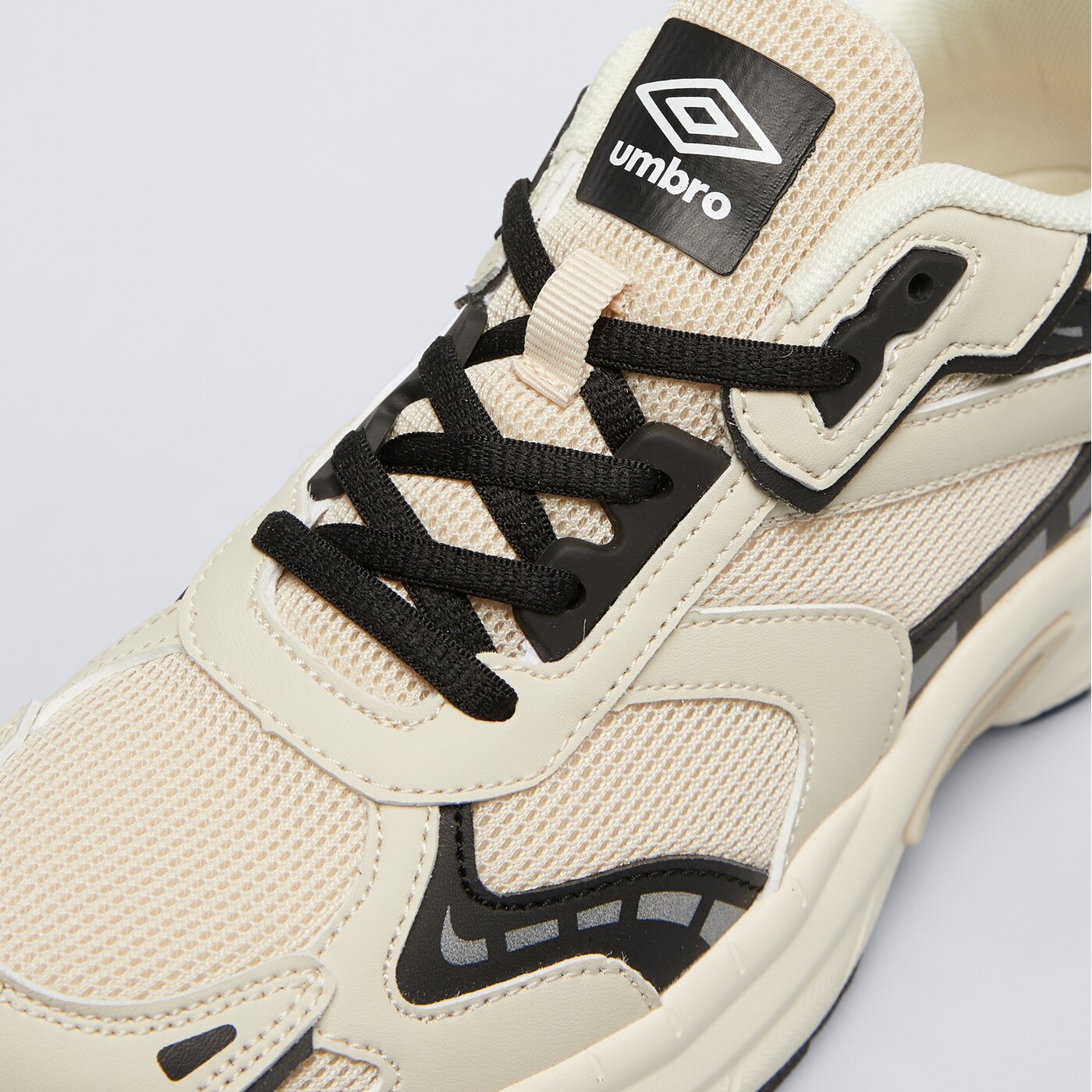 Buty sportowe damskie UMBRO SHARREL umwl125010 kolor beżowy