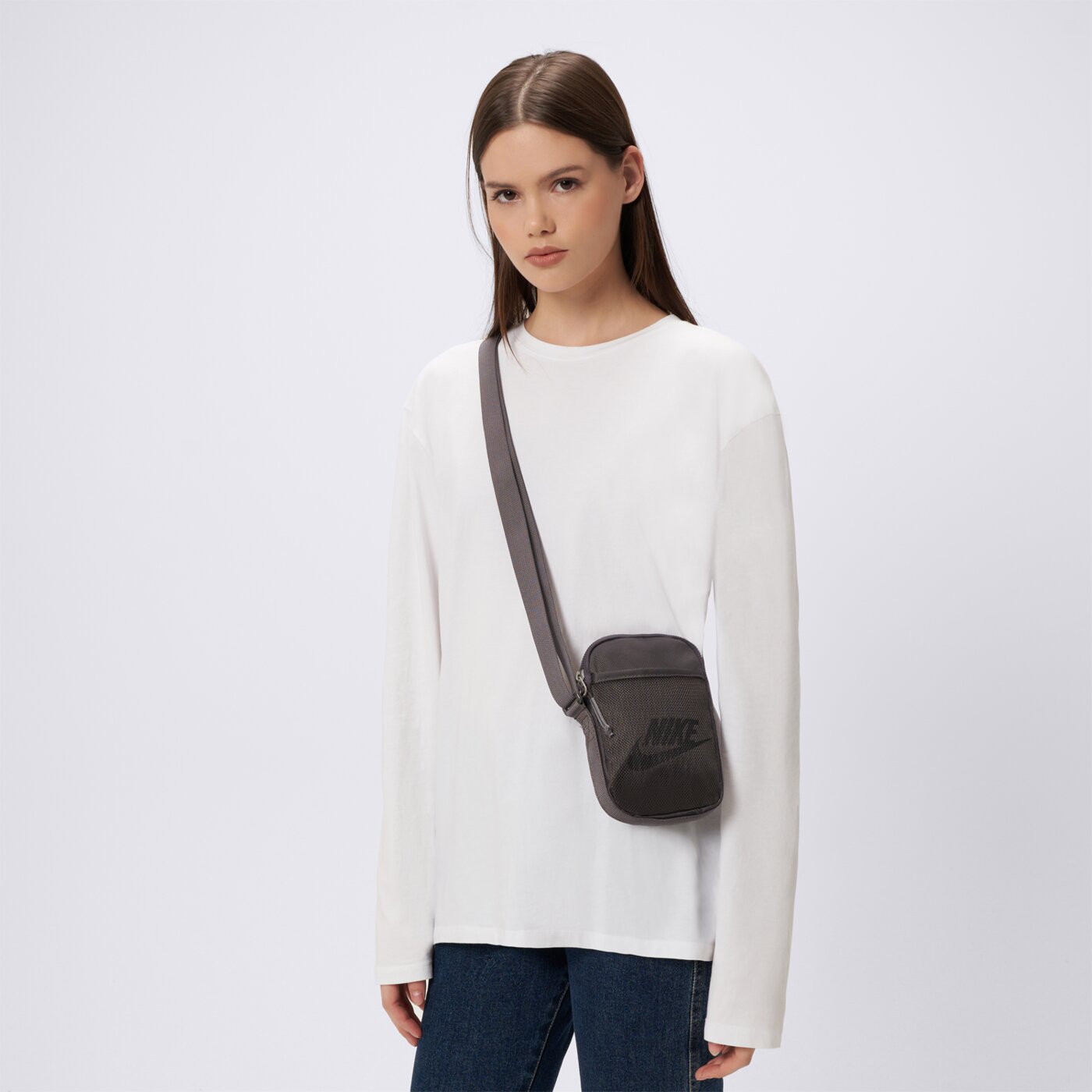 Torba sportowa damska NIKE TOREBKA NK HERITAGE S CROSSBODY ba5871-254 kolor szary