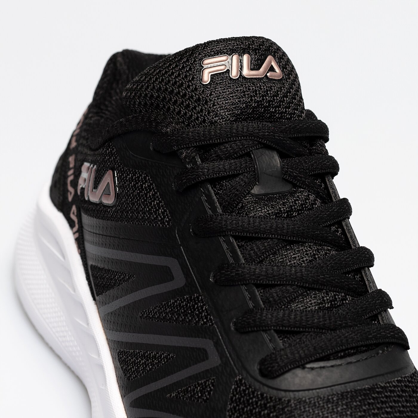Buty do biegania damskie FILA MEMORY CRYPTOSTRIDE 5rm01808020 kolor czarny
