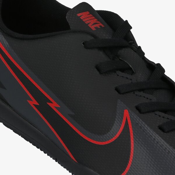 Buty piłkarskie dla dzieci NIKE JR. MERCURIAL VAPOR 13 CLUB IC at8169-060 kolor czarny