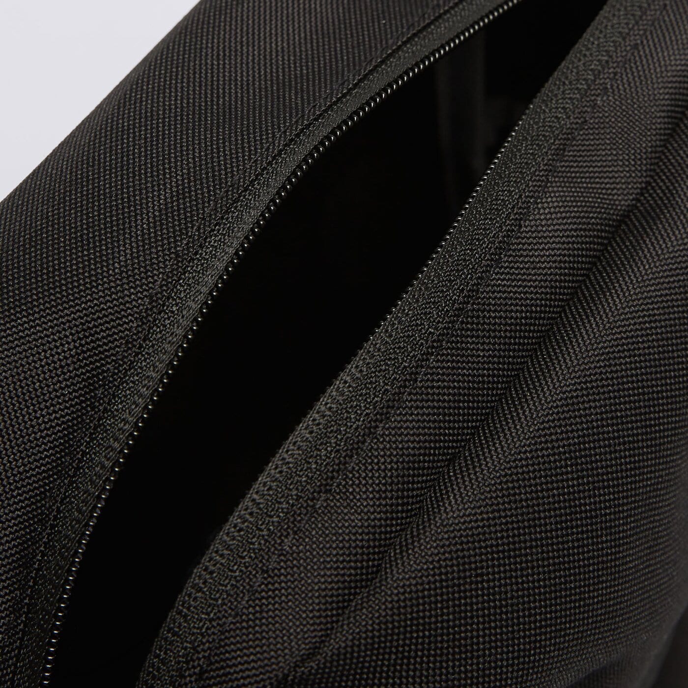 Torba sportowa damska ADIDAS TOREBKA ESS ORGANIZER it2048 kolor czarny