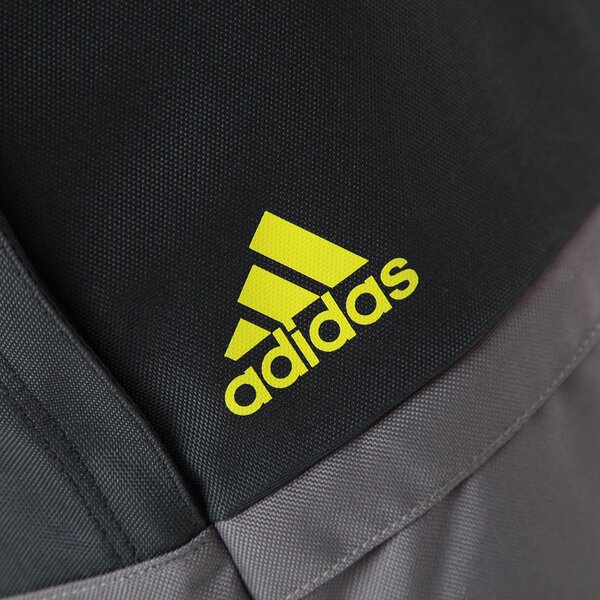 Plecak damski ADIDAS PLECAK VERSATILE BLOCK DARK GREY s19234 kolor szary