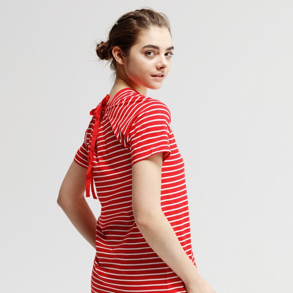 Koszulka damska FEEWEAR T-SHIRT SS PIURA fw19tsd30002 kolor czerwony
