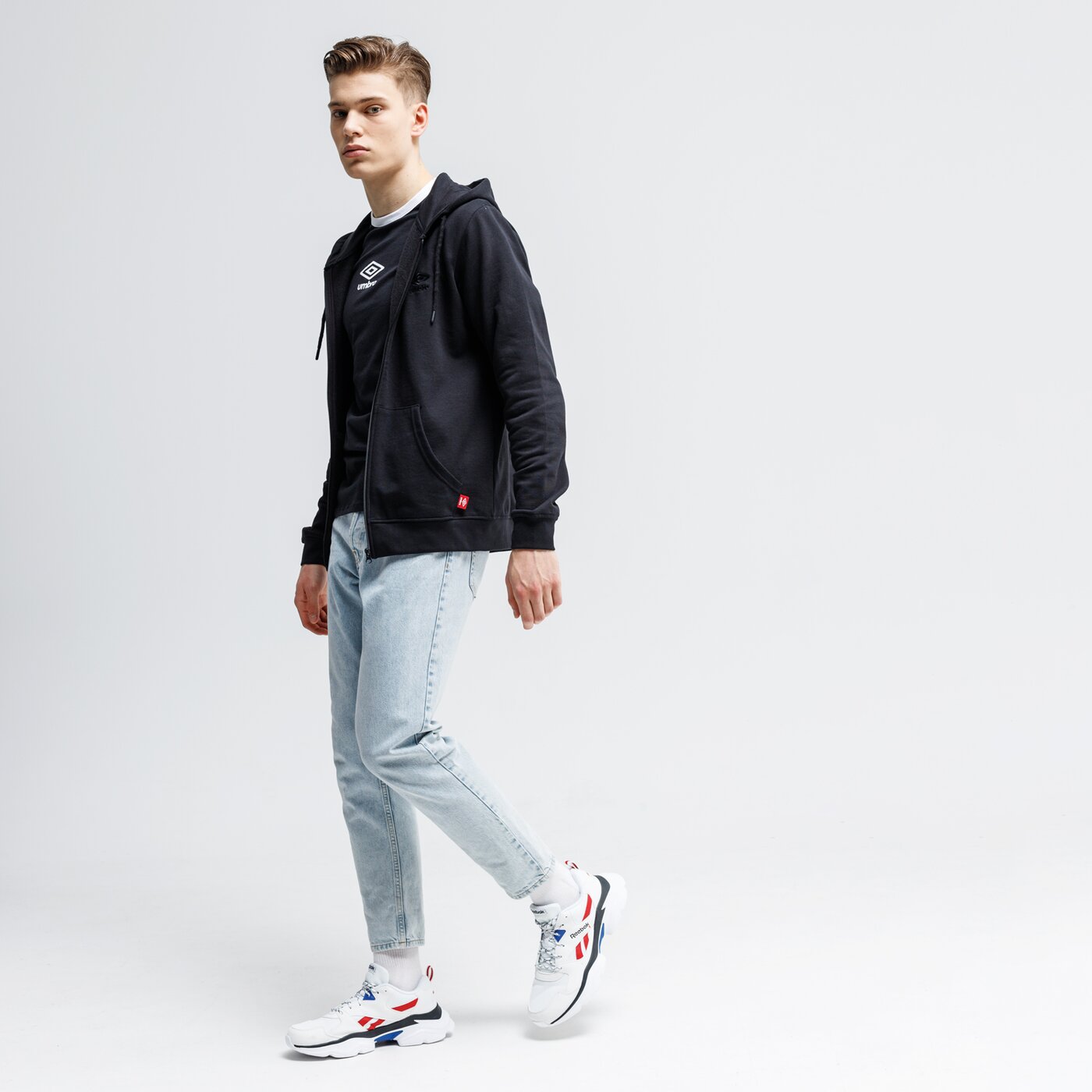 Bluza męska UMBRO BLUZA ROZPINANA Z KAPTUREM GENDO ul120blm43002 kolor czarny