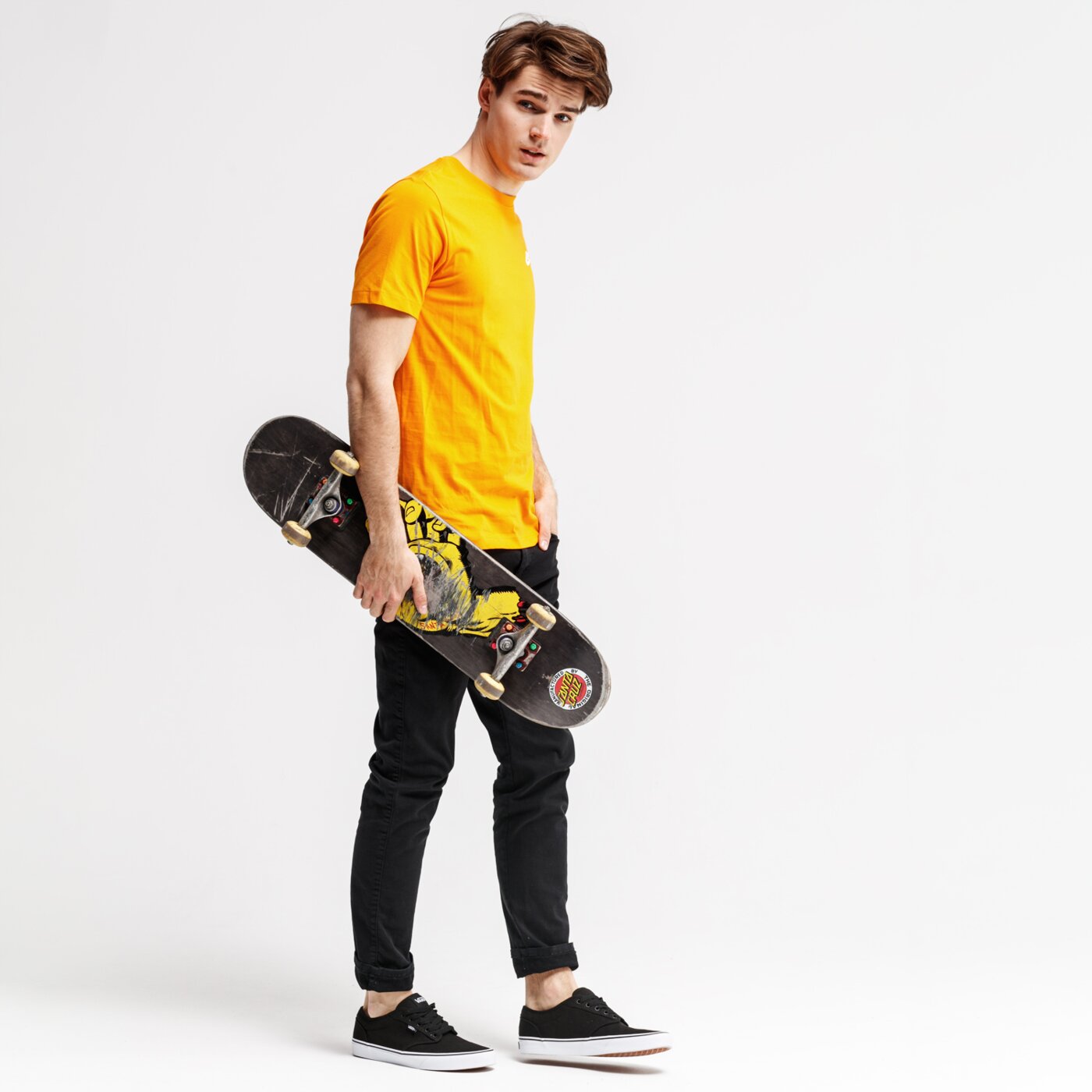 Koszulka męska NIKE T-SHIRT SS M NSW CLUB TEE ar4997-833 kolor pomarańczowy