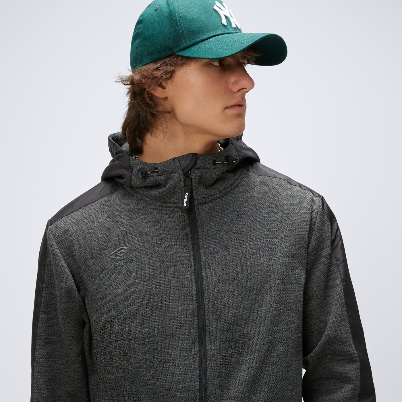 UMBRO BLUZA ROZPINANA Z KAPTUREM MACEDON (UL323BLM01001
