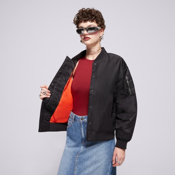 Kurtka zimowa damska VANS KURTKA BENNETT BOMBER vn000hjfblk kolor czarny