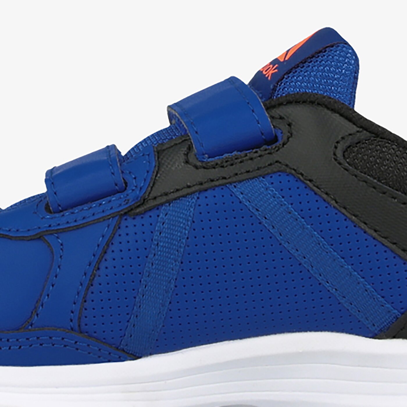 Buty treningowe dla dzieci REEBOK ALMOTIO 4.0 LTR 2V dv8715 kolor niebieski