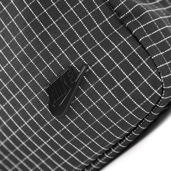 Torba sportowa damska NIKE TORBA KARST CASCADE TOTE ba5074001 kolor czarny