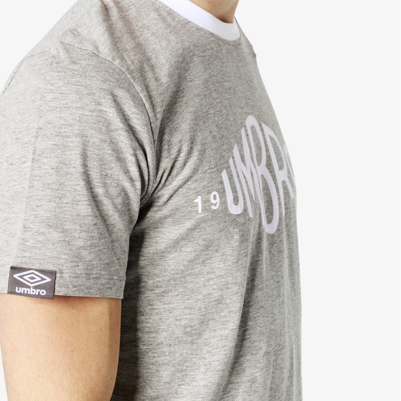 Koszulka męska UMBRO T-SHIRT SS GRAPHIC 65380u-263 kolor szary