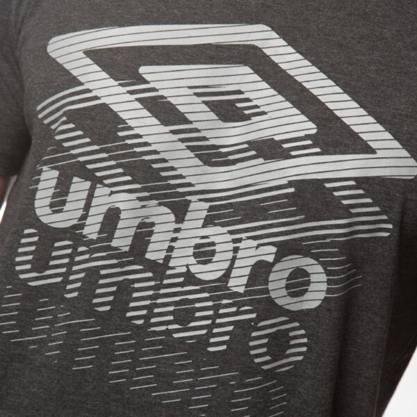 Koszulka męska UMBRO T-SHIRT GRAPHIC TEE LINE 63133udq7 kolor czarny