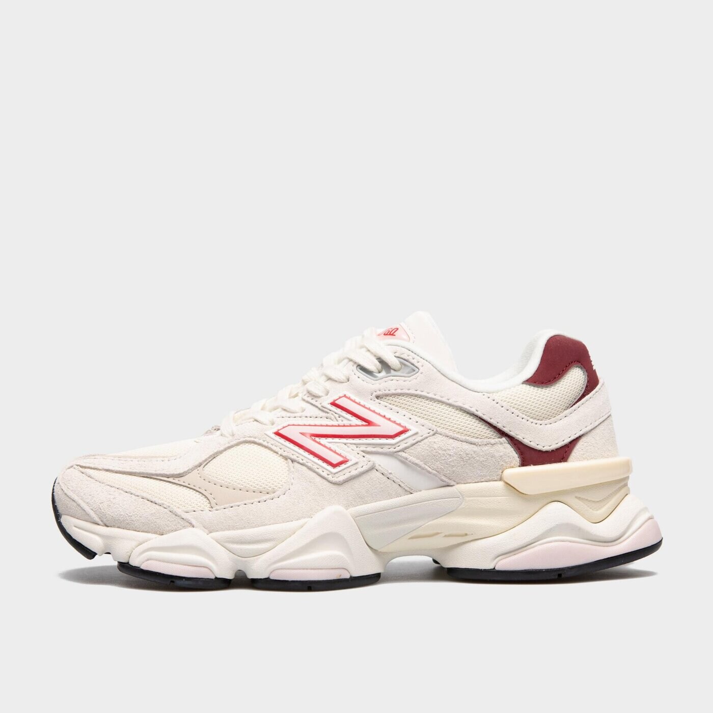 Buty sportowe damskie NEW BALANCE 9060  u9060jsp kolor beżowy