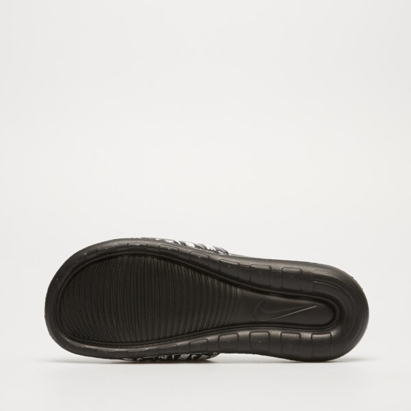 Klapki męskie NIKE VICTORI ONE cn9678-006 kolor czarny