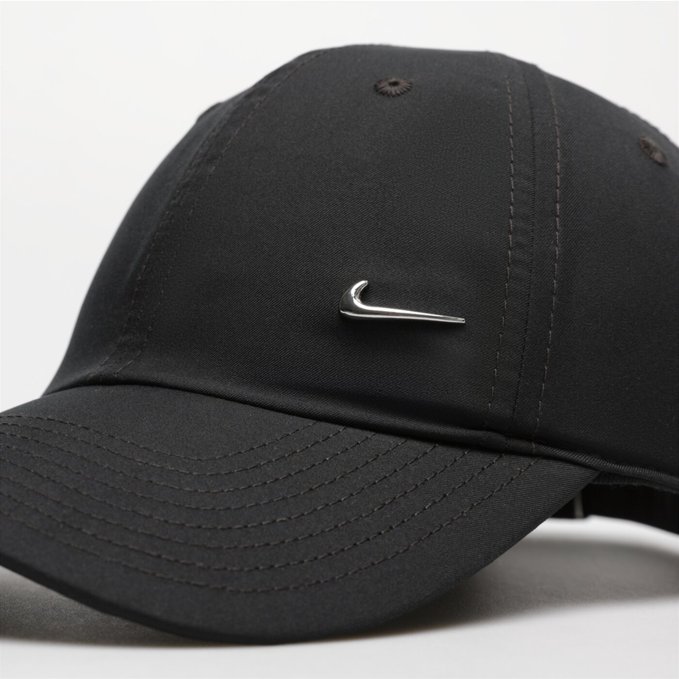 Czapka z daszkiem damska NIKE CZAPKA U NK DF CLUB U CB MTSWSH fb5372-010 kolor czarny