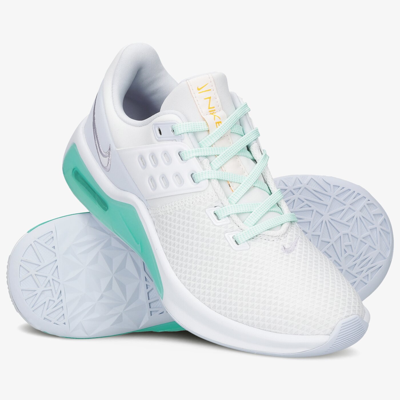 Buty treningowe damskie NIKE AIR MAX BELLA TR 4 cw3398-101 kolor biały