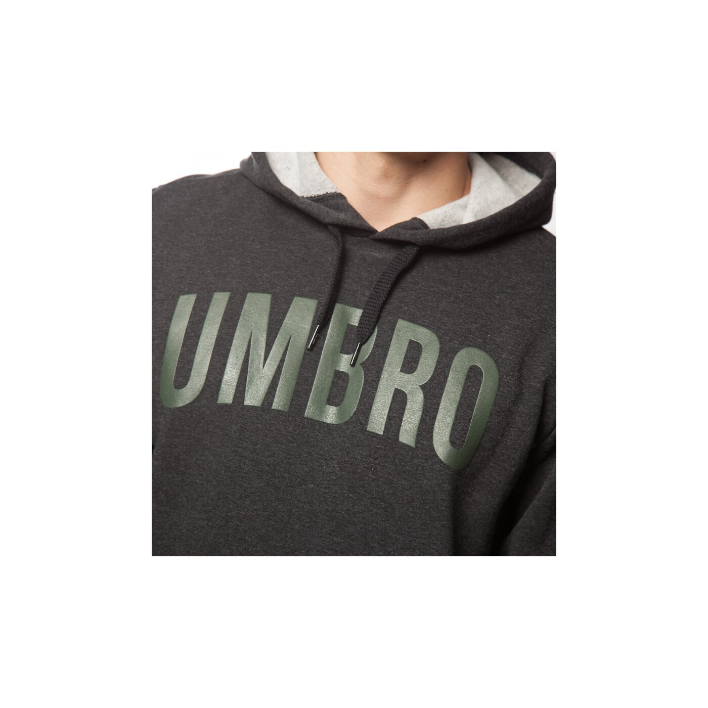 Bluza męska UMBRO BLUZA GRAPHIC OH HOODED 63138u1ap kolor czarny