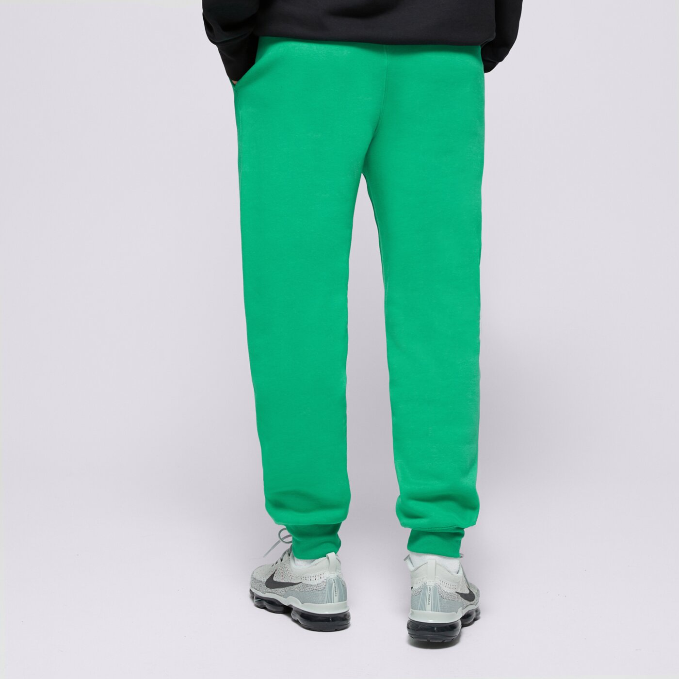 Spodnie dresowe męskie NIKE SPODNIE M NK CLUB BB JOGGER fn3787-324 kolor zielony