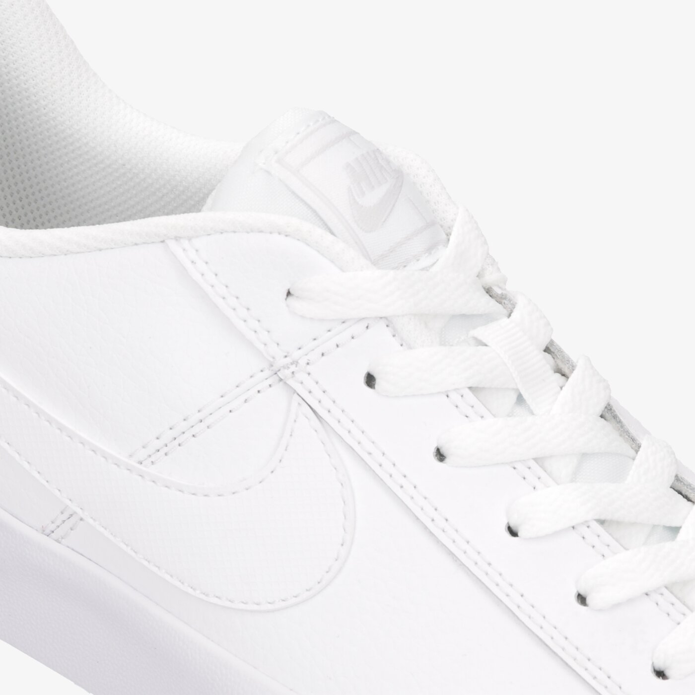 Buty sportowe męskie NIKE COURT ROYALE AC bq4222-101 kolor biały