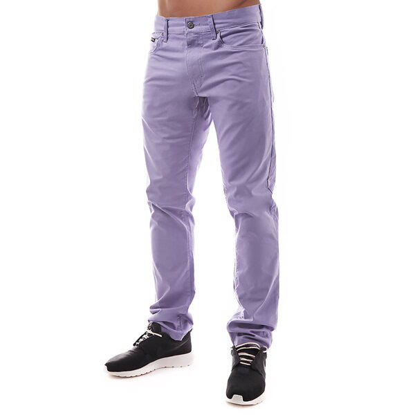 Spodnie dresowe męskie NIKE SPODNIE SB FREMONT STRETCH 5-PKT PANT 620205502 kolor fioletowy