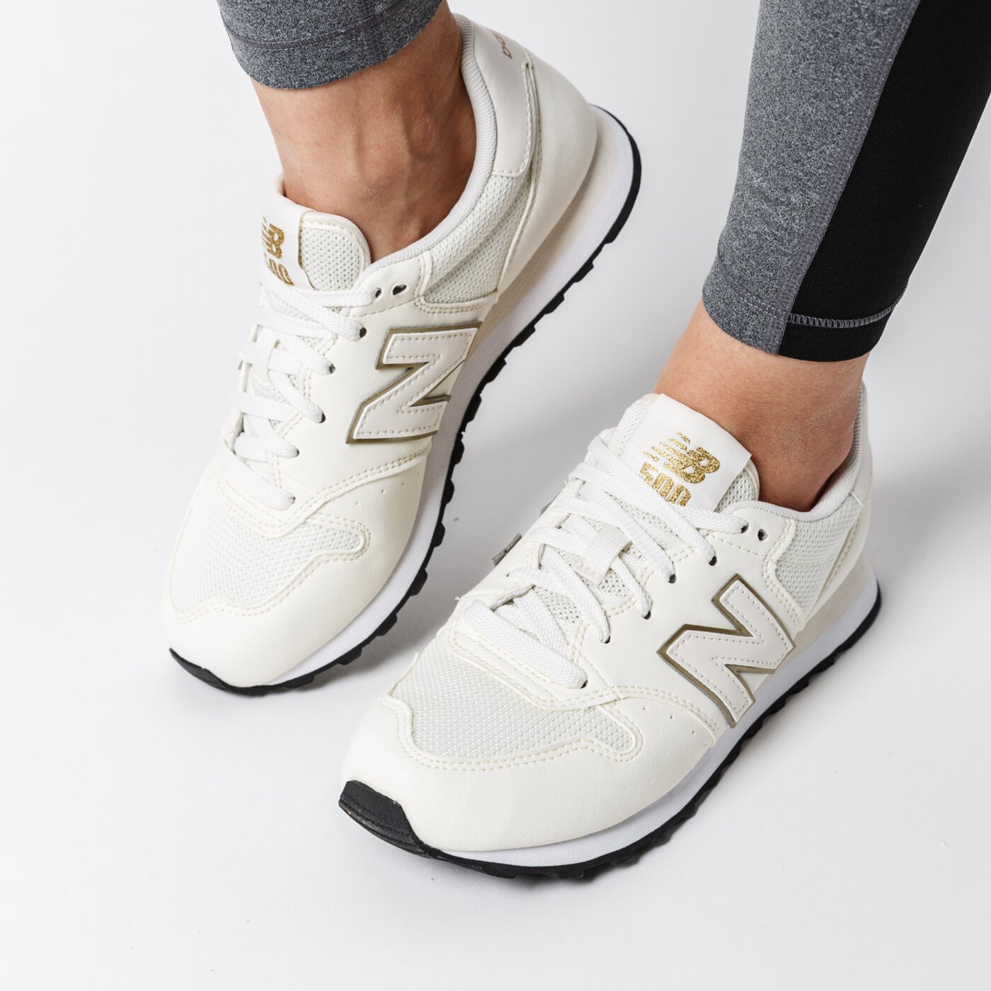 Buty sportowe damskie NEW BALANCE GW500OGO gw500ogo kolor beżowy