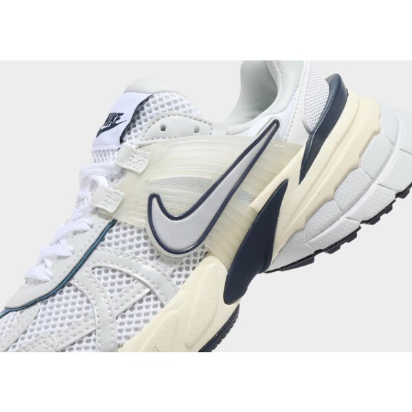 Buty sportowe damskie NIKE V2K RUN  fd0736-102 kolor biały