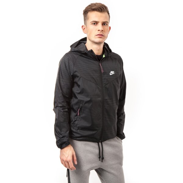 nike ru fly windrunner