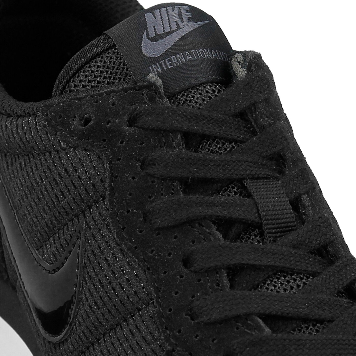 Buty sportowe damskie NIKE WMNS INTERNATIONALIST  828407-003 kolor czarny